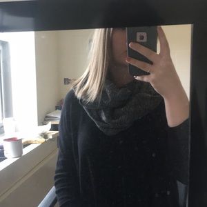 Lululemon multi-wear scarf